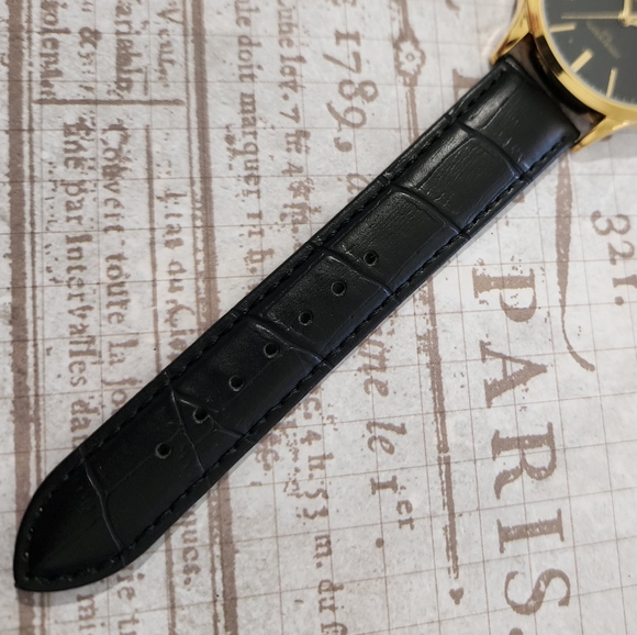 Mens leather watch - Picture 7 of 7